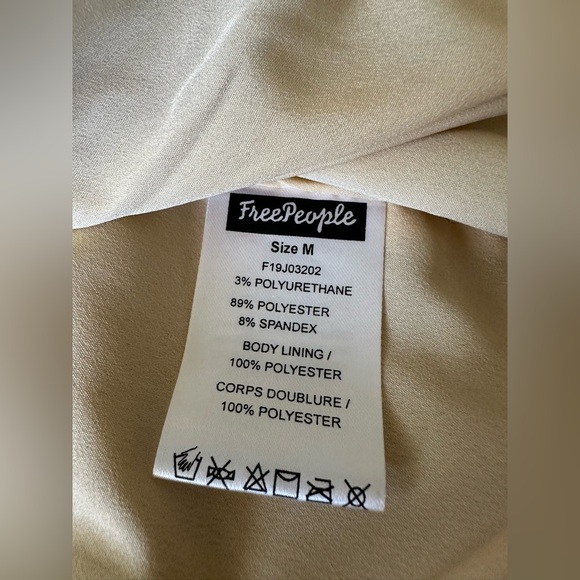 FP We the Free Fenix Vegan Snakeskin Jacket Womens Size Medium Snake Skin Print - Picture 6 of 11